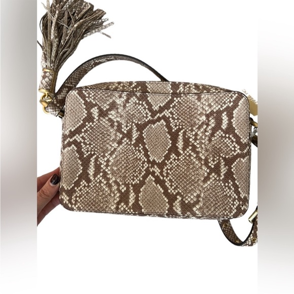 MICHAEL KORS Mini Grommets Crossbody - Picture 9 of 16